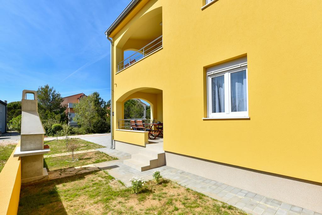 Apartments Ana Vrsi Bagian luar foto